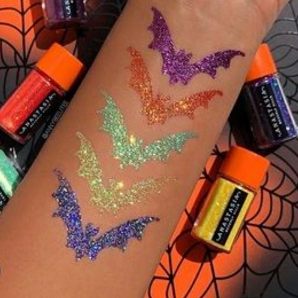 🧚‍♀️PHANTOM Anastasia DISCONTINUED Halloween Glitter NWT - Picture 3 of 5